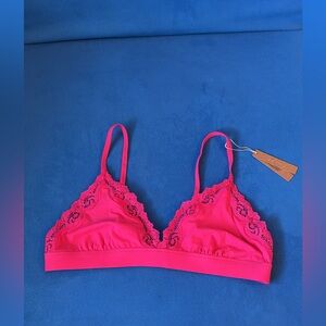 SKIMS FITS EVERYBODY CORDED LACE TRIANGLE BRALETTE